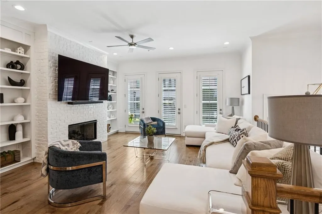 4514 Collins Avenue, Atlanta, Georgia 30342, 4 Bedrooms Bedrooms, ,4 BathroomsBathrooms,Residential,For Sale,4514 Collins Avenue,7647888