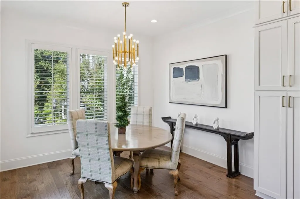 4514 Collins Avenue, Atlanta, Georgia 30342, 4 Bedrooms Bedrooms, ,4 BathroomsBathrooms,Residential,For Sale,4514 Collins Avenue,7647888