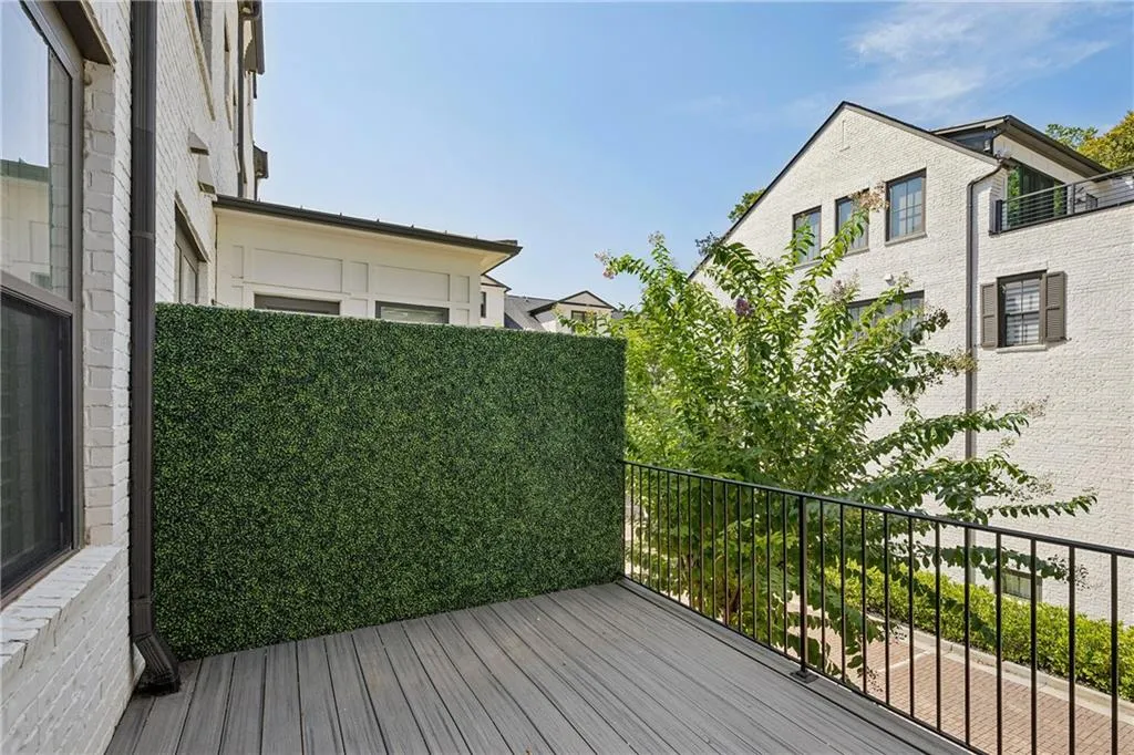 4514 Collins Avenue, Atlanta, Georgia 30342, 4 Bedrooms Bedrooms, ,4 BathroomsBathrooms,Residential,For Sale,4514 Collins Avenue,7647888