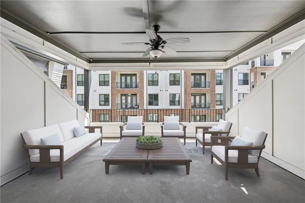 4514 Collins Avenue, Atlanta, Georgia 30342, 4 Bedrooms Bedrooms, ,4 BathroomsBathrooms,Residential,For Sale,4514 Collins Avenue,7647888