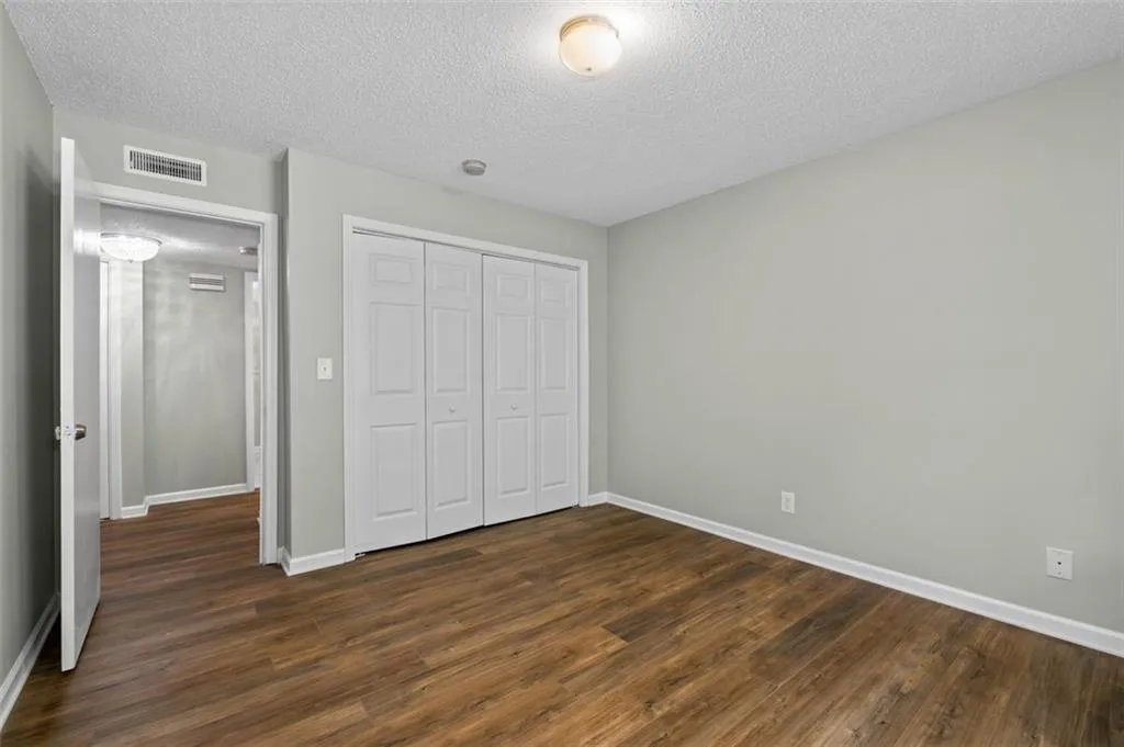 6851 Roswell Road Unit H18, Atlanta, Georgia 30328, 3 Bedrooms Bedrooms, ,2 BathroomsBathrooms,Residential,For Sale,6851 Roswell Road Unit H18,7592767