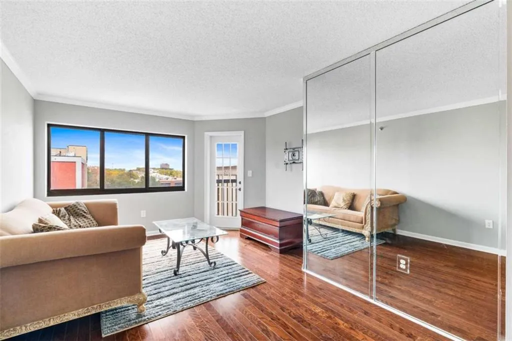 795 Hammond Drive Unit 801, Atlanta, Georgia 30328, 2 Bedrooms Bedrooms, ,1 BathroomBathrooms,Residential,For Sale,795 Hammond Drive Unit 801,7534623