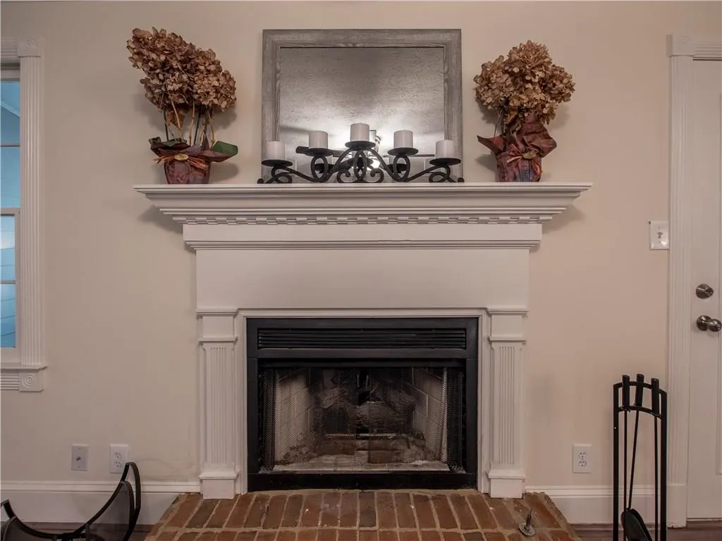 7924 Briar Villa Place, Atlanta, Georgia 30350, 3 Bedrooms Bedrooms, ,2 BathroomsBathrooms,Residential,Sold,7924 Briar Villa Place,5902001