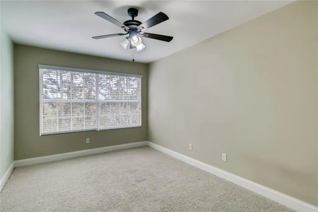 6980 Roswell Road Unit E7, Sandy Springs, Georgia 30328, 2 Bedrooms Bedrooms, ,2 BathroomsBathrooms,Residential,Sold,6980 Roswell Road Unit E7,6927973