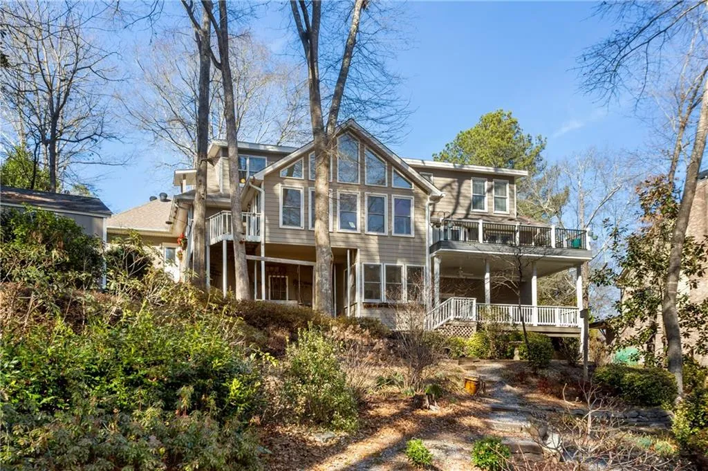 5065 Nesbit Ferry Lane, Sandy Springs, Georgia 30350, 4 Bedrooms Bedrooms, ,4 BathroomsBathrooms,Residential,Sold,5065 Nesbit Ferry Lane,7165527 5065 Nesbit Ferry Lane, Sandy Springs, Georgia 30350, 4 Bedrooms Bedrooms, ,4 BathroomsBathrooms,Residential,Sold,5065 Nesbit Ferry Lane,7165527