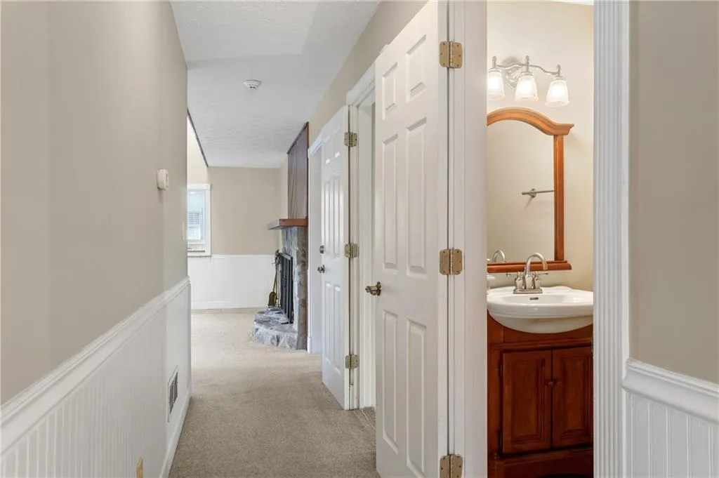 5065 Nesbit Ferry Lane, Sandy Springs, Georgia 30350, 4 Bedrooms Bedrooms, ,4 BathroomsBathrooms,Residential,Sold,5065 Nesbit Ferry Lane,7165527 5065 Nesbit Ferry Lane, Sandy Springs, Georgia 30350, 4 Bedrooms Bedrooms, ,4 BathroomsBathrooms,Residential,Sold,5065 Nesbit Ferry Lane,7165527