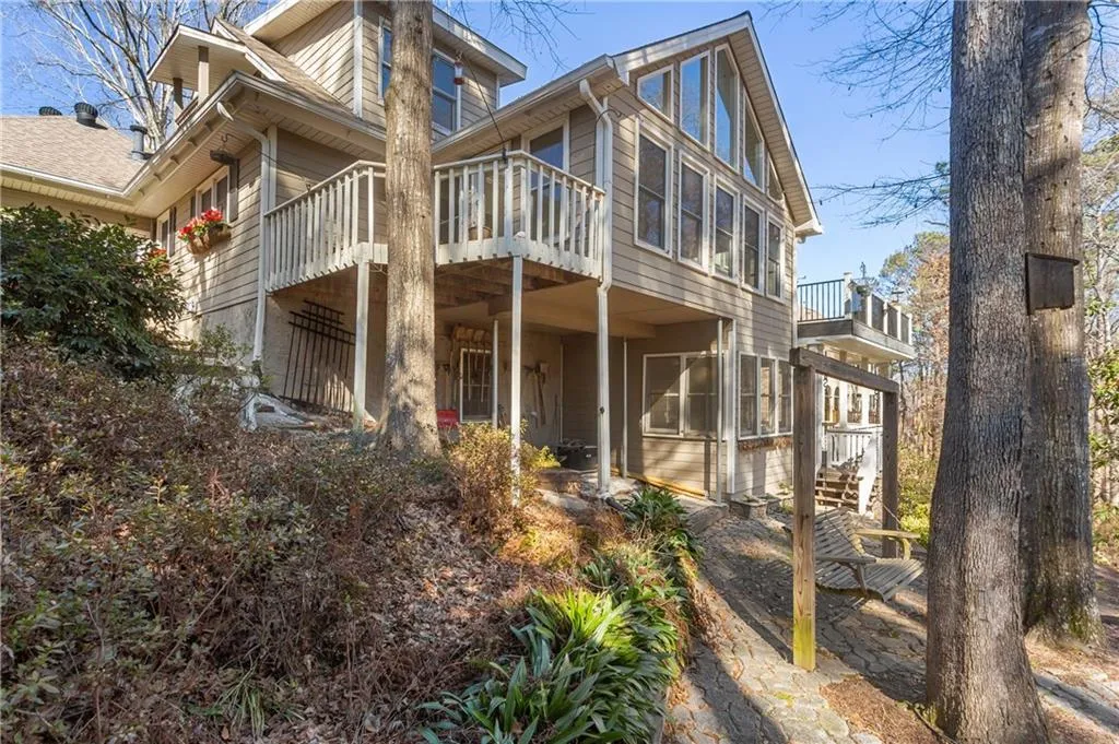 5065 Nesbit Ferry Lane, Sandy Springs, Georgia 30350, 4 Bedrooms Bedrooms, ,4 BathroomsBathrooms,Residential,Sold,5065 Nesbit Ferry Lane,7165527 5065 Nesbit Ferry Lane, Sandy Springs, Georgia 30350, 4 Bedrooms Bedrooms, ,4 BathroomsBathrooms,Residential,Sold,5065 Nesbit Ferry Lane,7165527