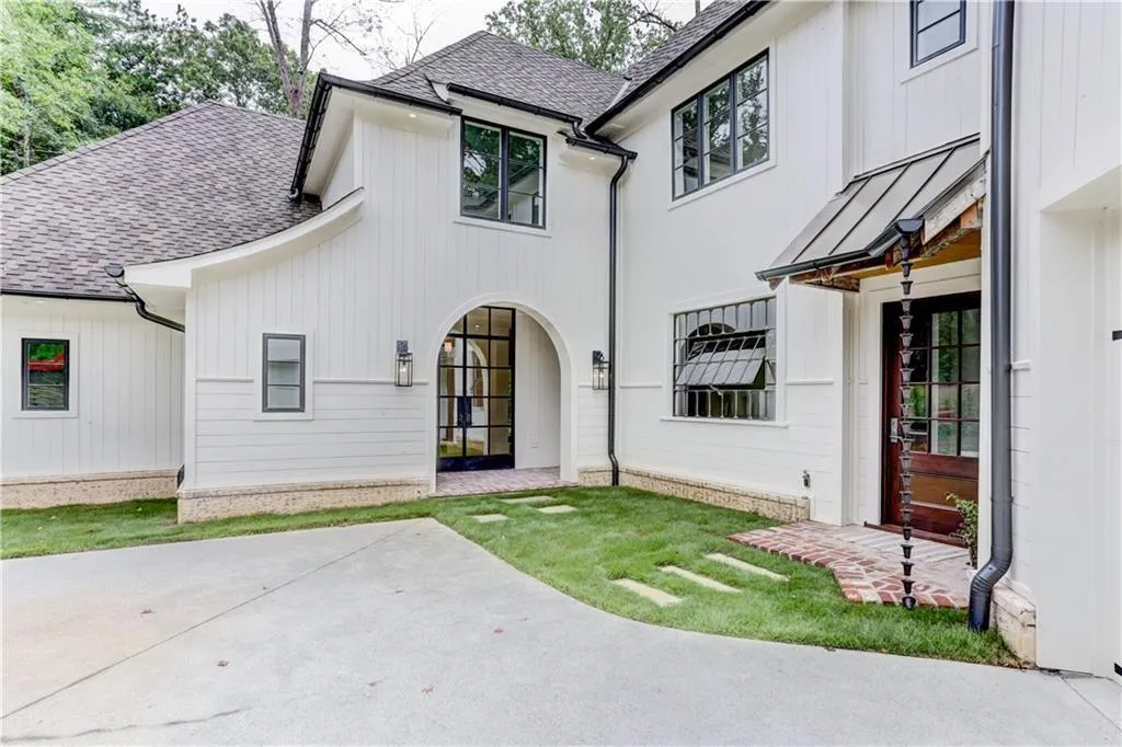 5001 Rebel Trail, Atlanta, Georgia 30327, 5 Bedrooms Bedrooms, ,5 BathroomsBathrooms,Residential,Sold,5001 Rebel Trail,6618575