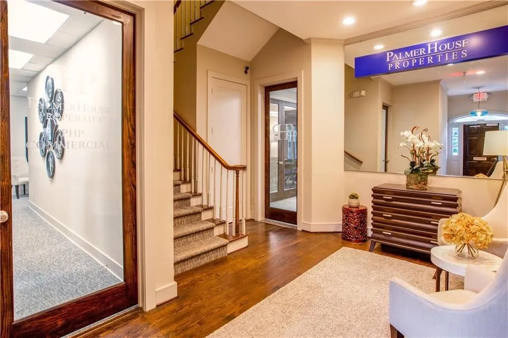 Common Area Lobby Serves Up and Downstairs Levels