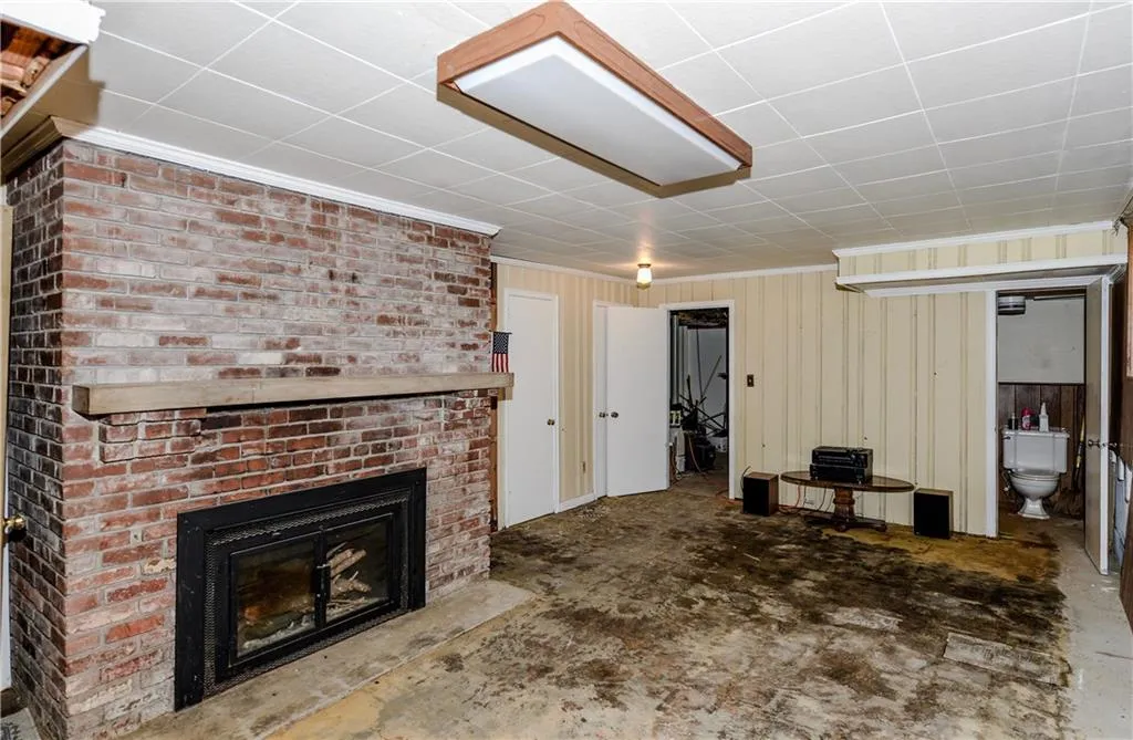 4736 Lake Forrest Drive, Sandy Springs, Georgia 30342, 3 Bedrooms Bedrooms, ,3 BathroomsBathrooms,Residential,Sold,4736 Lake Forrest Drive,5912066