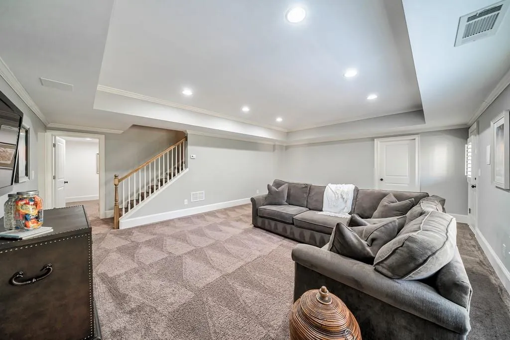 225 River North Court, Sandy Springs, Georgia 30328, 7 Bedrooms Bedrooms, ,5 BathroomsBathrooms,Residential,Sold,225 River North Court,6865722