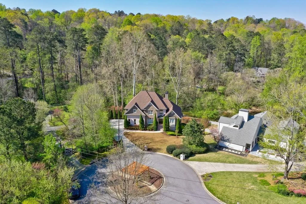 225 River North Court, Sandy Springs, Georgia 30328, 7 Bedrooms Bedrooms, ,5 BathroomsBathrooms,Residential,Sold,225 River North Court,6865722