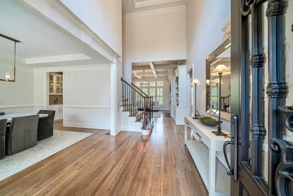 225 River North Court, Sandy Springs, Georgia 30328, 7 Bedrooms Bedrooms, ,5 BathroomsBathrooms,Residential,Sold,225 River North Court,6865722