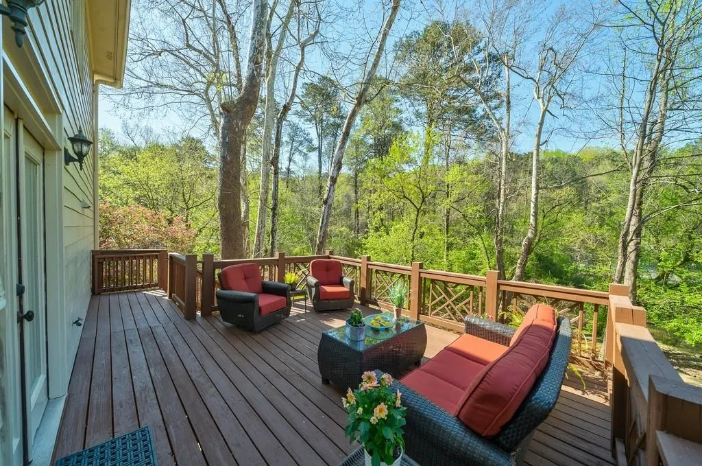 225 River North Court, Sandy Springs, Georgia 30328, 7 Bedrooms Bedrooms, ,5 BathroomsBathrooms,Residential,Sold,225 River North Court,6865722