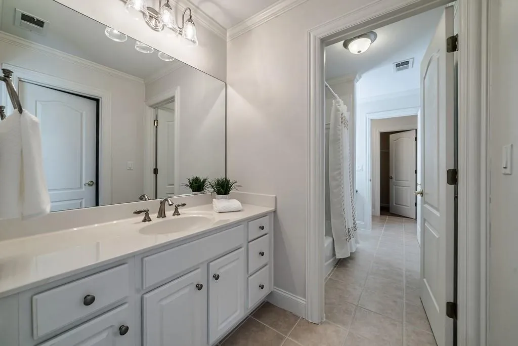 225 River North Court, Sandy Springs, Georgia 30328, 7 Bedrooms Bedrooms, ,5 BathroomsBathrooms,Residential,Sold,225 River North Court,6865722