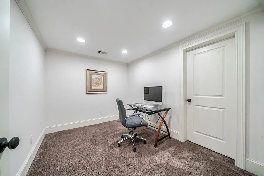 225 River North Court, Sandy Springs, Georgia 30328, 7 Bedrooms Bedrooms, ,5 BathroomsBathrooms,Residential,Sold,225 River North Court,6865722