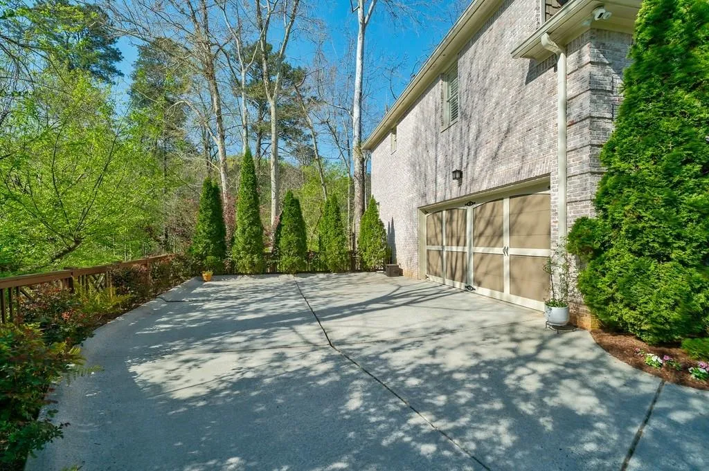 225 River North Court, Sandy Springs, Georgia 30328, 7 Bedrooms Bedrooms, ,5 BathroomsBathrooms,Residential,Sold,225 River North Court,6865722