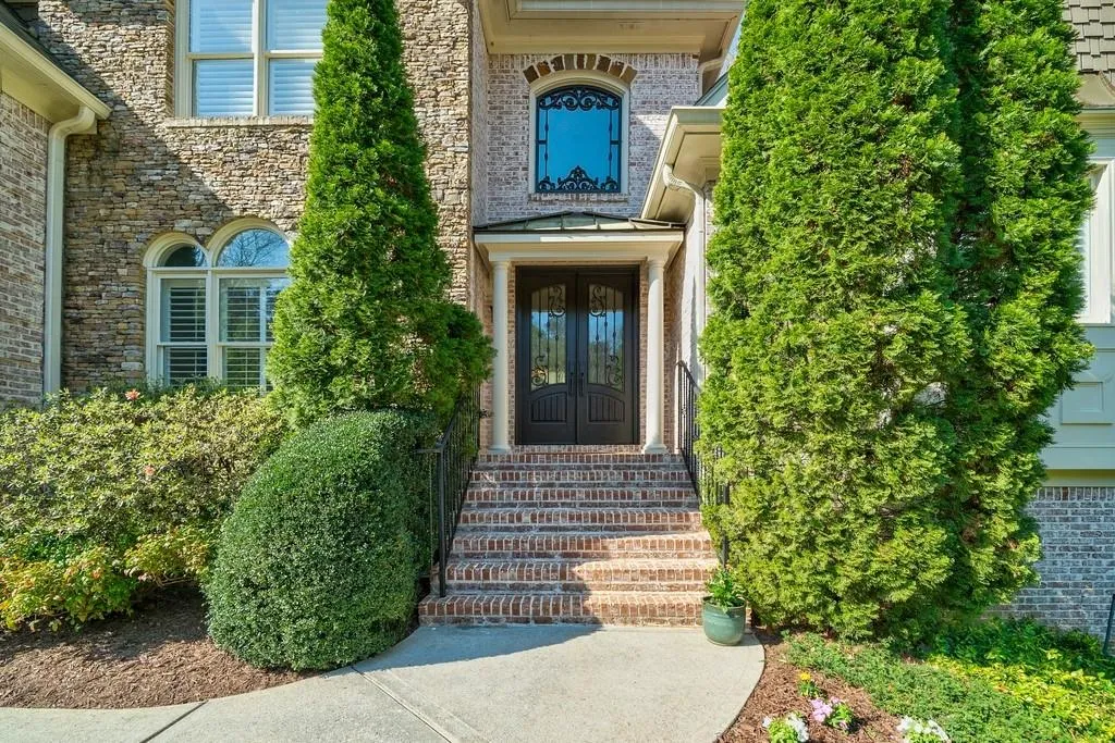 225 River North Court, Sandy Springs, Georgia 30328, 7 Bedrooms Bedrooms, ,5 BathroomsBathrooms,Residential,Sold,225 River North Court,6865722