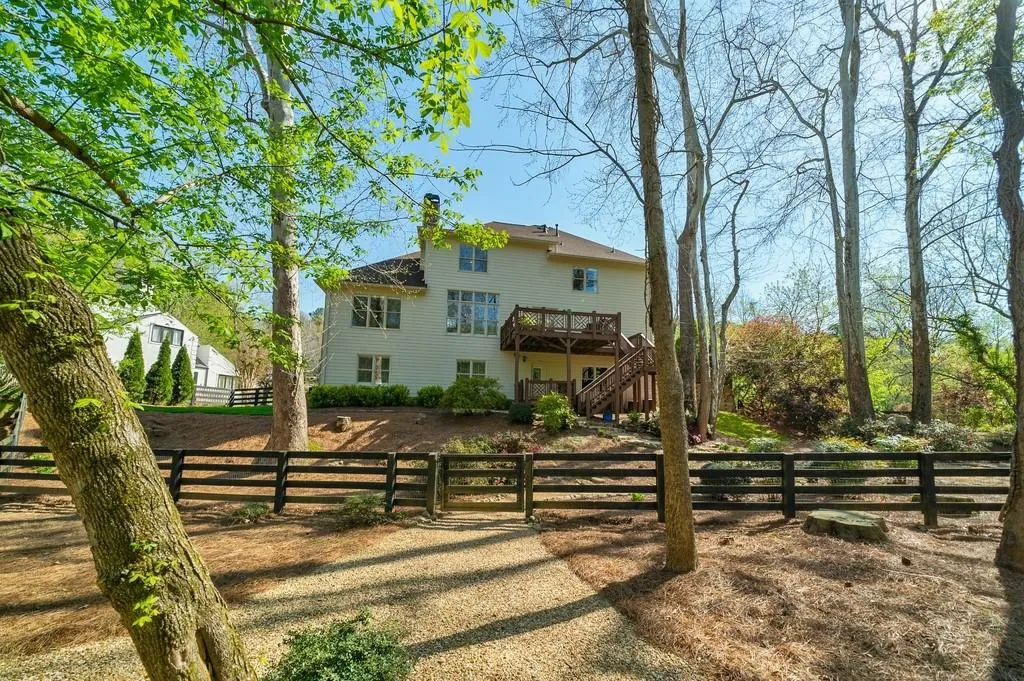 225 River North Court, Sandy Springs, Georgia 30328, 7 Bedrooms Bedrooms, ,5 BathroomsBathrooms,Residential,Sold,225 River North Court,6865722