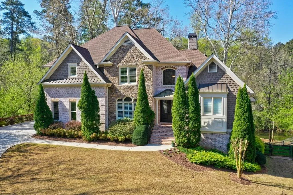 225 River North Court, Sandy Springs, Georgia 30328, 7 Bedrooms Bedrooms, ,5 BathroomsBathrooms,Residential,Sold,225 River North Court,6865722