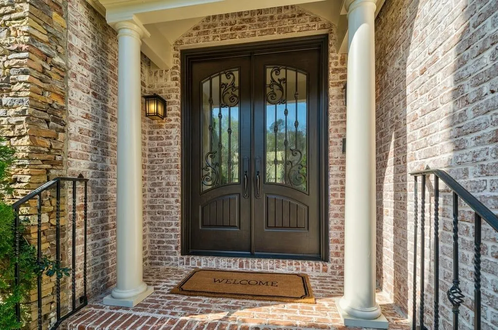 225 River North Court, Sandy Springs, Georgia 30328, 7 Bedrooms Bedrooms, ,5 BathroomsBathrooms,Residential,Sold,225 River North Court,6865722