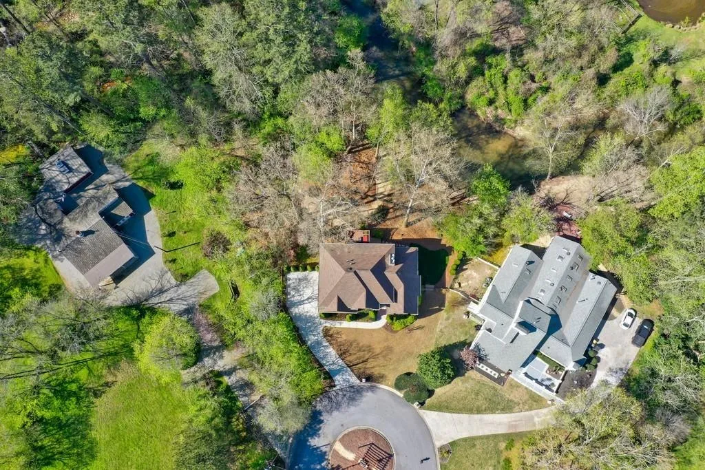 225 River North Court, Sandy Springs, Georgia 30328, 7 Bedrooms Bedrooms, ,5 BathroomsBathrooms,Residential,Sold,225 River North Court,6865722