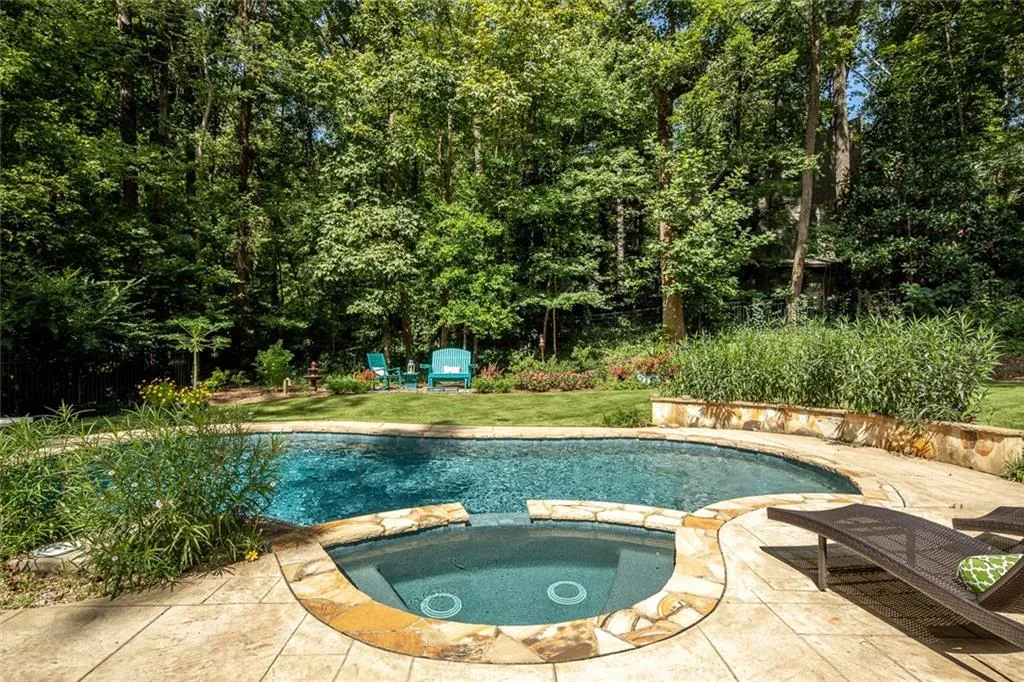 515 N Harbor Drive, Sandy Springs, Georgia 30328, 5 Bedrooms Bedrooms, ,2 BathroomsBathrooms,Residential,Sold,515 N Harbor Drive,6785864