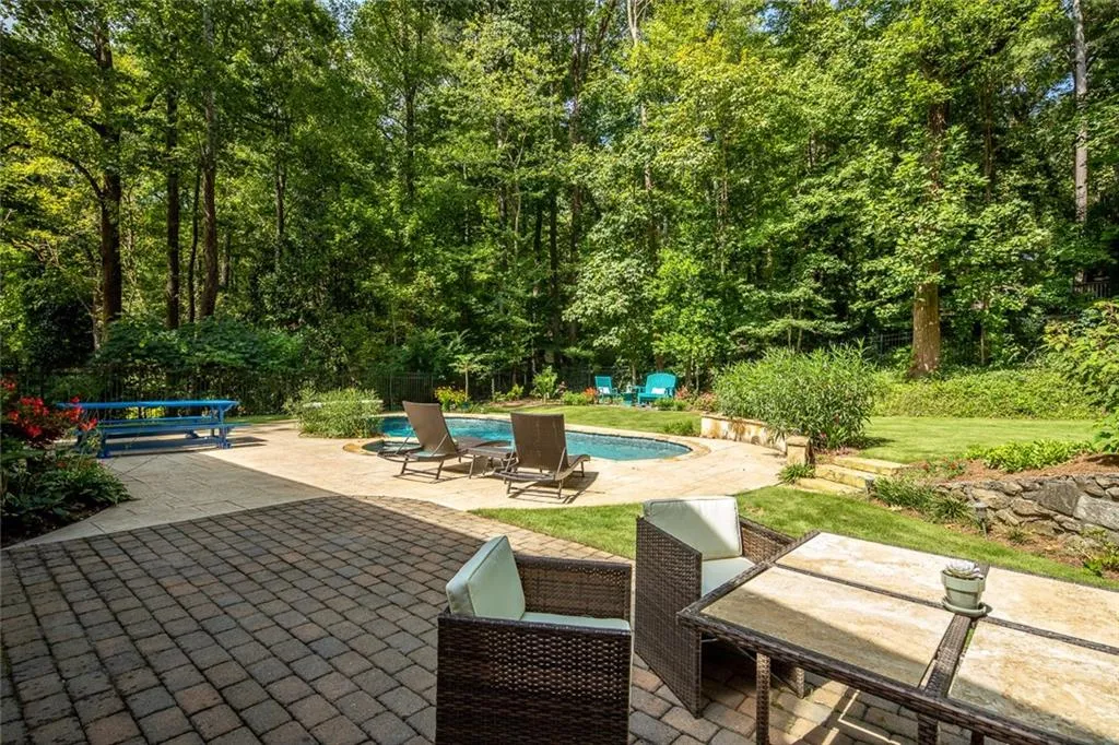 515 N Harbor Drive, Sandy Springs, Georgia 30328, 5 Bedrooms Bedrooms, ,2 BathroomsBathrooms,Residential,Sold,515 N Harbor Drive,6785864