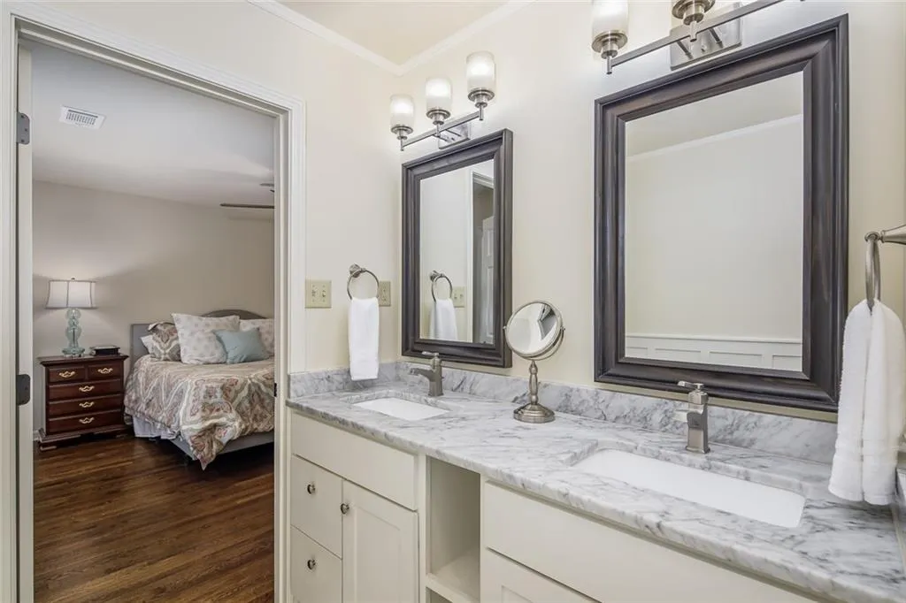 515 N Harbor Drive, Sandy Springs, Georgia 30328, 5 Bedrooms Bedrooms, ,2 BathroomsBathrooms,Residential,Sold,515 N Harbor Drive,6785864