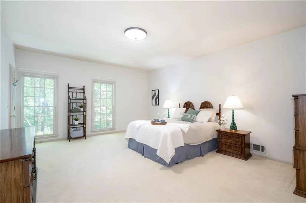 6535 Riverside Drive, Sandy Springs, Georgia 30328, 4 Bedrooms Bedrooms, ,3 BathroomsBathrooms,Residential,Sold,6535 Riverside Drive,7243343