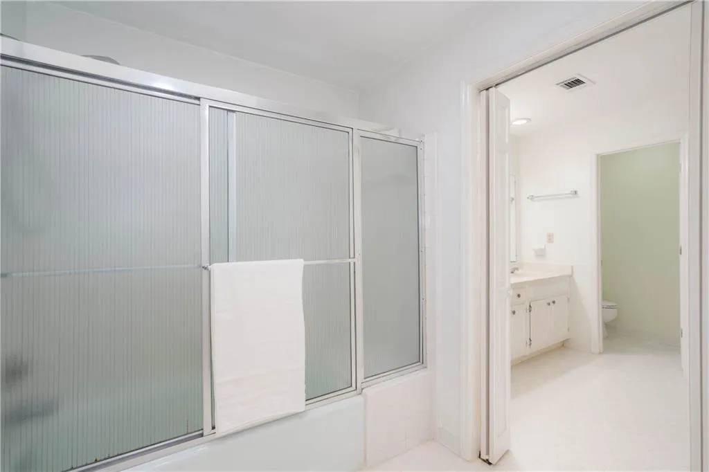 6535 Riverside Drive, Sandy Springs, Georgia 30328, 4 Bedrooms Bedrooms, ,3 BathroomsBathrooms,Residential,Sold,6535 Riverside Drive,7243343