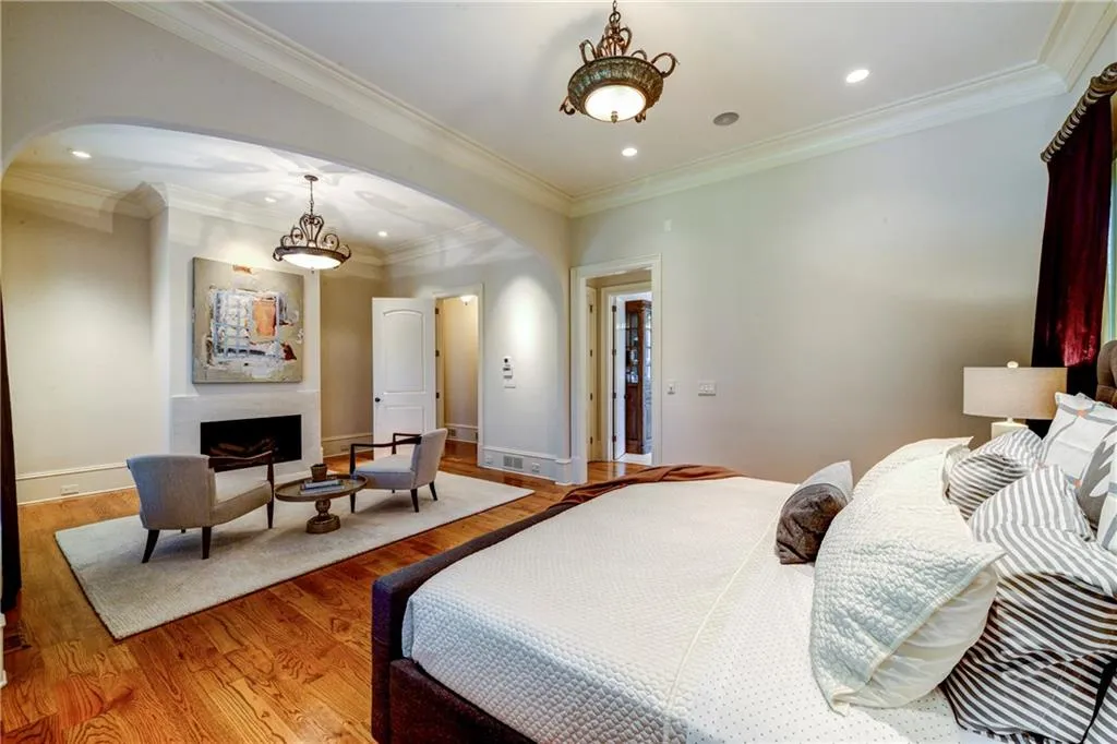 5480 Claire Rose Lane, Sandy Springs, Georgia 30327, 7 Bedrooms Bedrooms, ,7 BathroomsBathrooms,Residential,Sold,5480 Claire Rose Lane,5800808