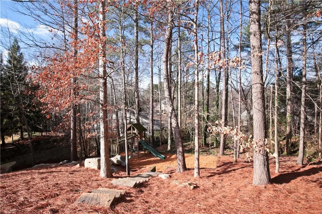5480 Claire Rose Lane, Sandy Springs, Georgia 30327, 7 Bedrooms Bedrooms, ,7 BathroomsBathrooms,Residential,Sold,5480 Claire Rose Lane,5800808