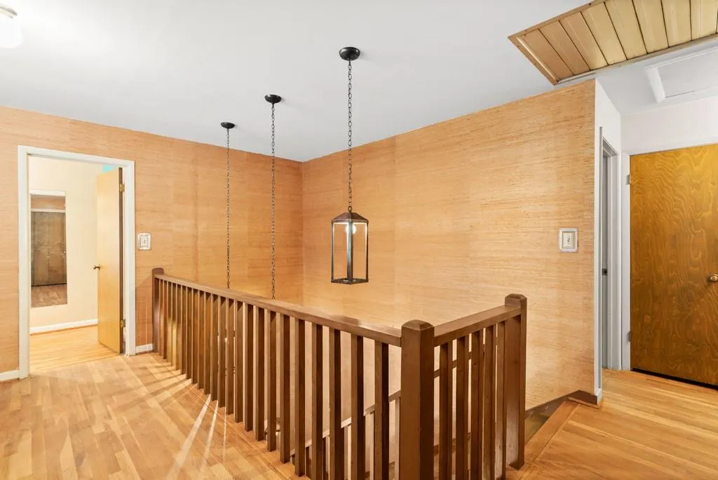 6285 Weatherly Drive Nw, Atlanta, Georgia 30328, 4 Bedrooms Bedrooms, ,2 BathroomsBathrooms,Residential,Sold,6285 Weatherly Drive Nw,6760729