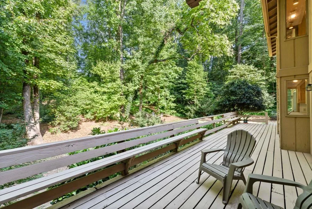 6285 Weatherly Drive Nw, Atlanta, Georgia 30328, 4 Bedrooms Bedrooms, ,2 BathroomsBathrooms,Residential,Sold,6285 Weatherly Drive Nw,6760729