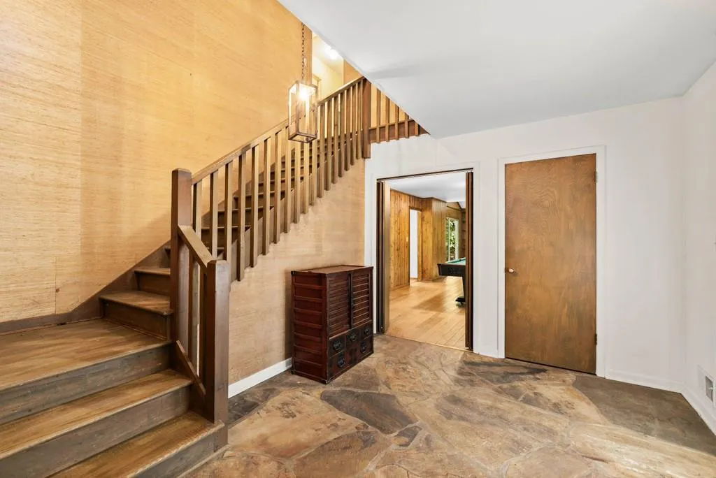 6285 Weatherly Drive Nw, Atlanta, Georgia 30328, 4 Bedrooms Bedrooms, ,2 BathroomsBathrooms,Residential,Sold,6285 Weatherly Drive Nw,6760729