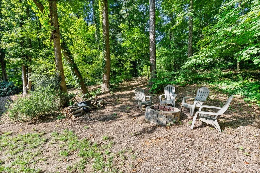 6285 Weatherly Drive Nw, Atlanta, Georgia 30328, 4 Bedrooms Bedrooms, ,2 BathroomsBathrooms,Residential,Sold,6285 Weatherly Drive Nw,6760729