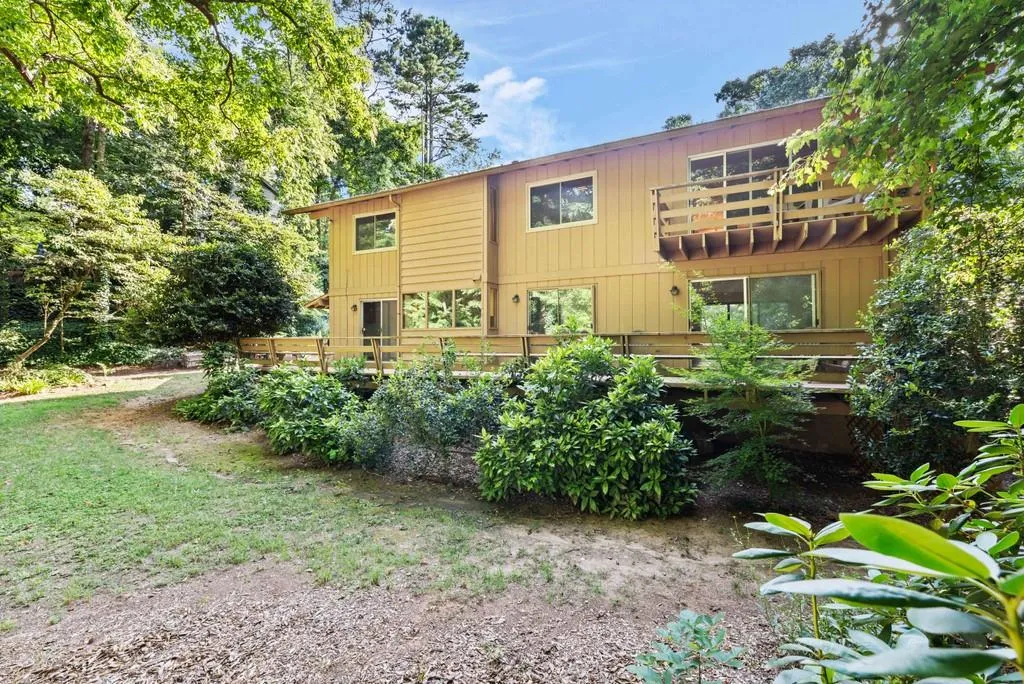 6285 Weatherly Drive Nw, Atlanta, Georgia 30328, 4 Bedrooms Bedrooms, ,2 BathroomsBathrooms,Residential,Sold,6285 Weatherly Drive Nw,6760729