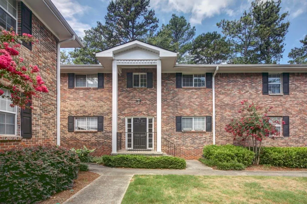 315 Hilderbrand Drive Unit C-4, Atlanta, Georgia 30328, 2 Bedrooms Bedrooms, ,1 BathroomBathrooms,Residential,Sold,315 Hilderbrand Drive Unit C-4,5718280