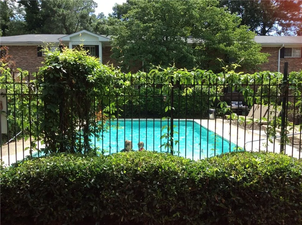 315 Hilderbrand Drive Unit C-4, Atlanta, Georgia 30328, 2 Bedrooms Bedrooms, ,1 BathroomBathrooms,Residential,Sold,315 Hilderbrand Drive Unit C-4,5718280