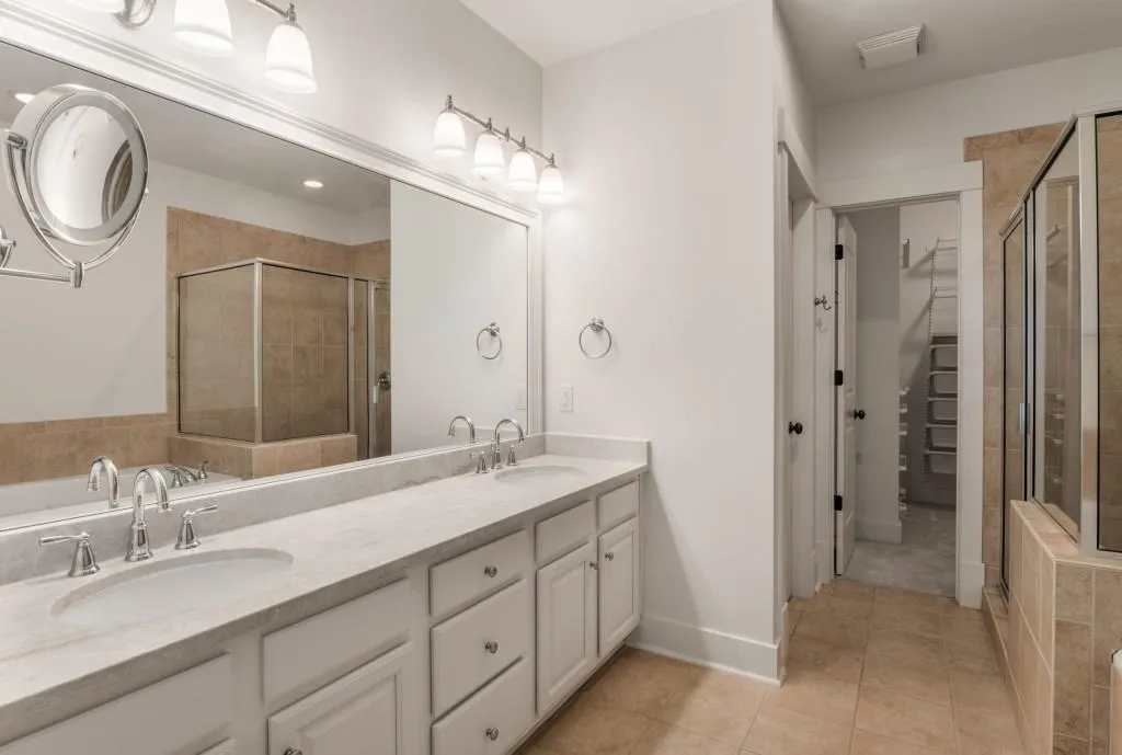 1010 River Vista Drive, Atlanta, Georgia 30339, 4 Bedrooms Bedrooms, ,4 BathroomsBathrooms,Residential,Sold,1010 River Vista Drive,7359678