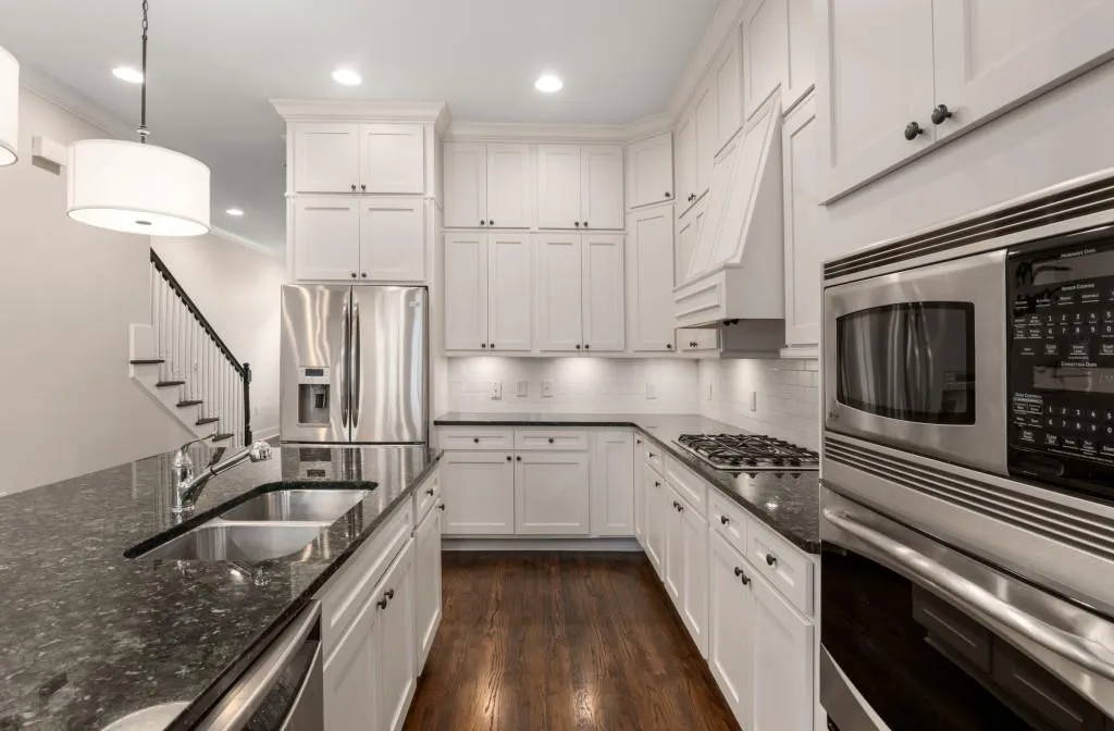 1010 River Vista Drive, Atlanta, Georgia 30339, 4 Bedrooms Bedrooms, ,4 BathroomsBathrooms,Residential,Sold,1010 River Vista Drive,7359678