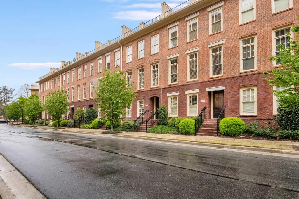 1010 River Vista Drive, Atlanta, Georgia 30339, 4 Bedrooms Bedrooms, ,4 BathroomsBathrooms,Residential,Sold,1010 River Vista Drive,7359678