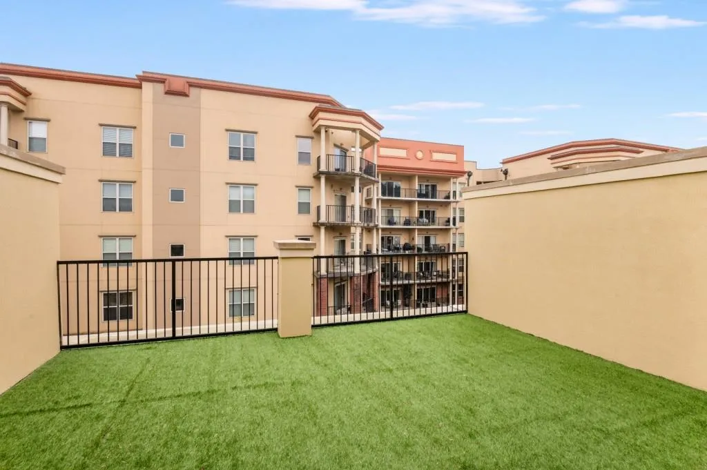 1010 River Vista Drive, Atlanta, Georgia 30339, 4 Bedrooms Bedrooms, ,4 BathroomsBathrooms,Residential,Sold,1010 River Vista Drive,7359678