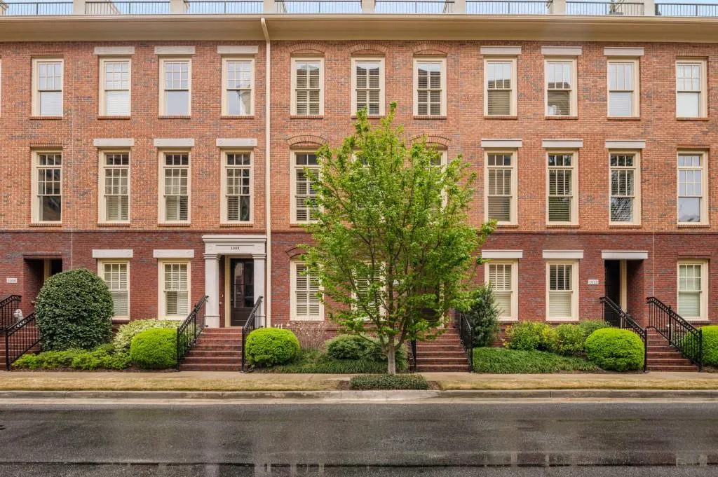 1010 River Vista Drive, Atlanta, Georgia 30339, 4 Bedrooms Bedrooms, ,4 BathroomsBathrooms,Residential,Sold,1010 River Vista Drive,7359678