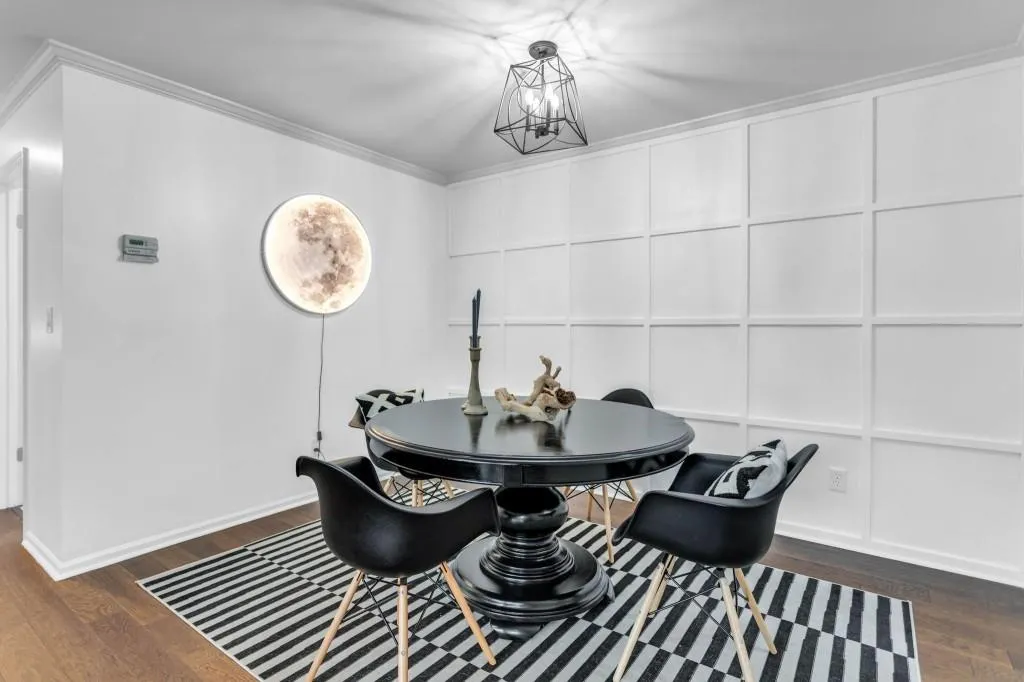 6851 Roswell Road Unit A-17, Sandy Springs, Georgia 30328, 2 Bedrooms Bedrooms, ,2 BathroomsBathrooms,Residential,Sold,6851 Roswell Road Unit A-17,7165530