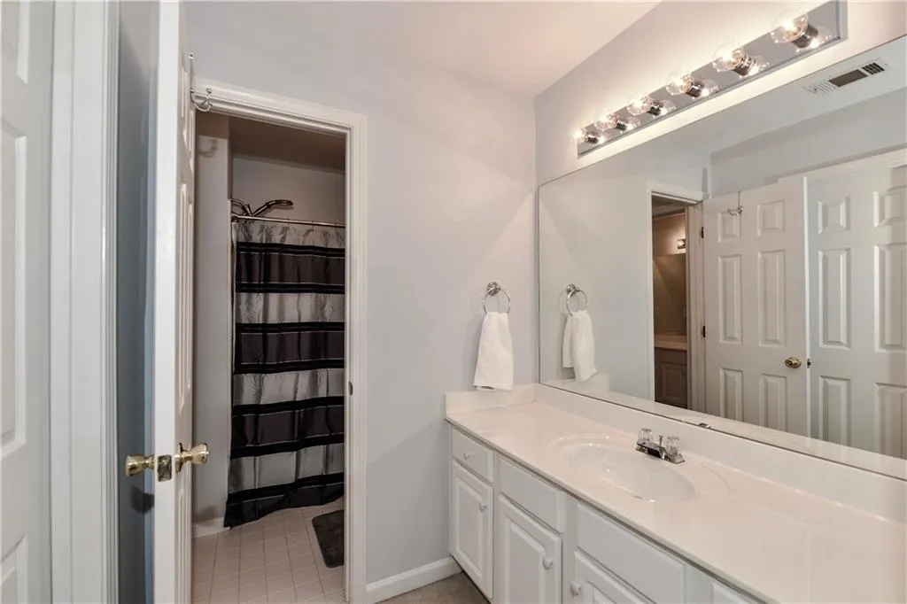 735 Orchard Court, Sandy Springs, Georgia 30328, 3 Bedrooms Bedrooms, ,2 BathroomsBathrooms,Residential,Sold,735 Orchard Court,5774391