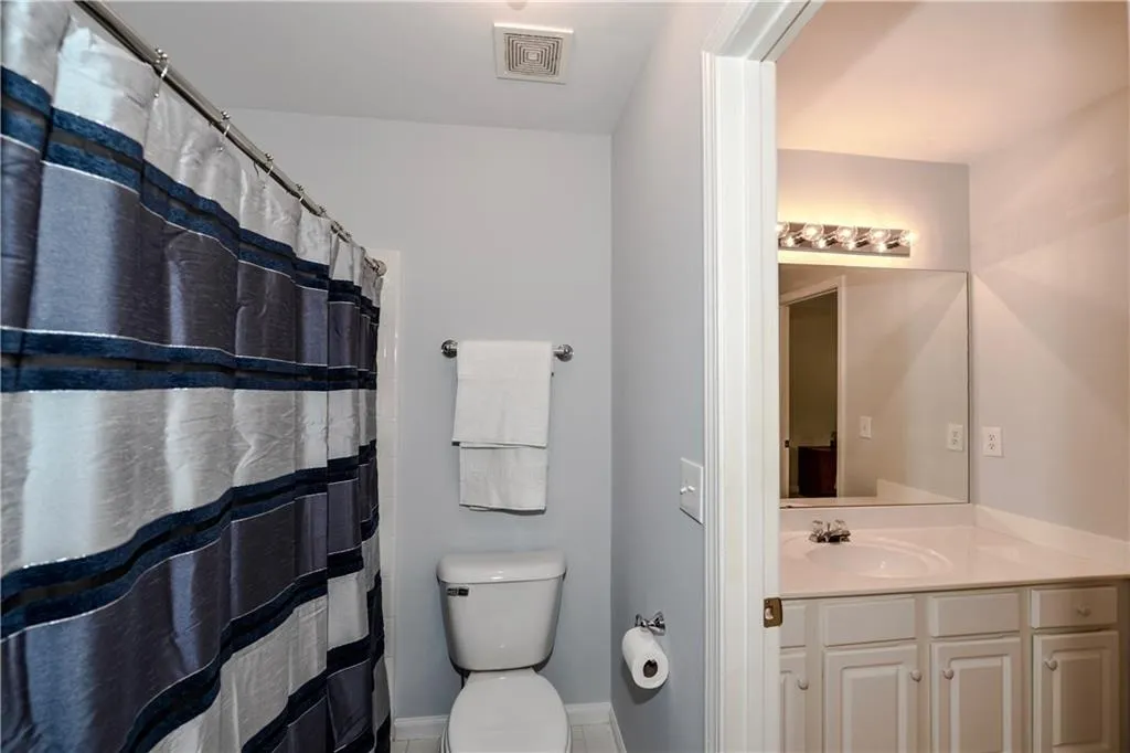 735 Orchard Court, Sandy Springs, Georgia 30328, 3 Bedrooms Bedrooms, ,2 BathroomsBathrooms,Residential,Sold,735 Orchard Court,5774391
