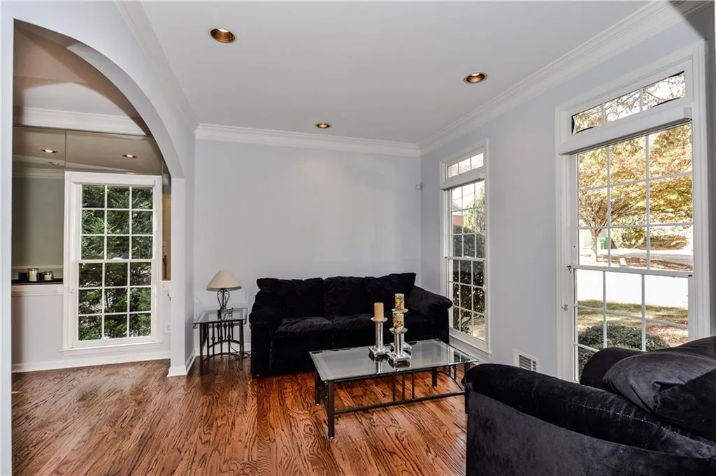 735 Orchard Court, Sandy Springs, Georgia 30328, 3 Bedrooms Bedrooms, ,2 BathroomsBathrooms,Residential,Sold,735 Orchard Court,5774391