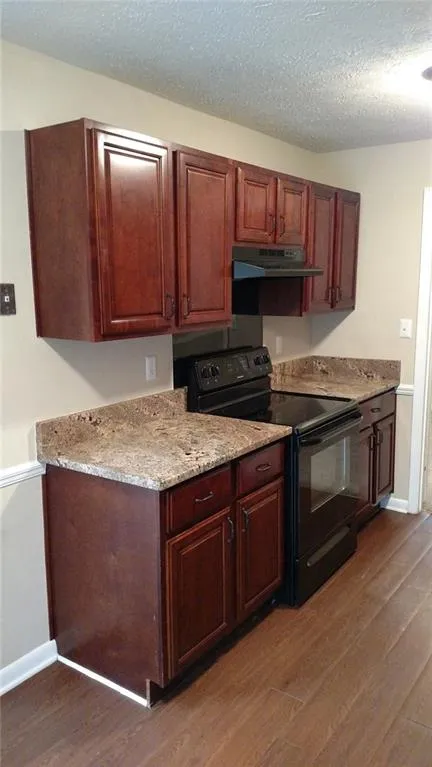 8740 Roswell Road Unit 5d, Atlanta, Georgia 30350, 2 Bedrooms Bedrooms, ,2 BathroomsBathrooms,Residential,Sold,8740 Roswell Road Unit 5d,5668557